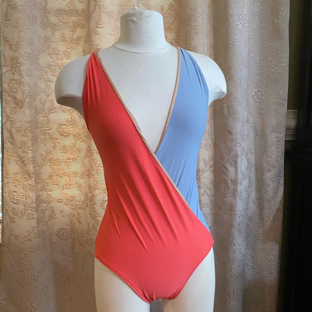 Bathing suit